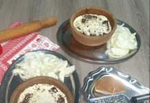 Ćevapi u dagari sa kajmakom-specijalitet koji mami mirisom i izgledom Ćevapi u dagari sa kajmakom-specijalitet koji mami mirisom i izgledom