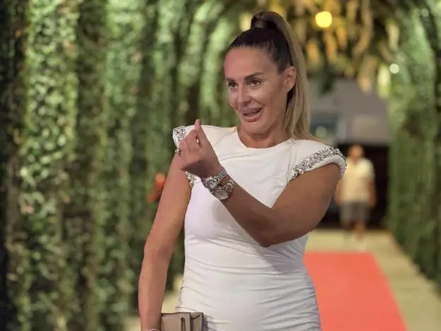 Milena Kačavenda ŠOKIRALA javnost! Objavila fotke učesnice Elite i poručila: 'Neću reći da se nude, ali…' (FOTO)