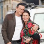 Naš čuveni glumac oženio je manekenku koja je radila sa najvećim svetskim zvezdama: Rodila je 3 sina pa otišla na selo da okopava baštu i gaji kokoši