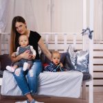 Otac moje dece je nestao čim sam zatrudnela, a nakon porođaja počinju da stižu preteća pisma: Tada otkrivam mračnu porodičnu tajnu koja me je slomila na komade