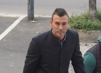 Uroš Ćertić je oduvek bio fatalan za žene: Zaveo Modelsicu, zbog njega se poznata voditeljka razvela, a on oženio 13 godina mlađu zbog koje je napustio Beograd