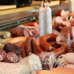 Ovo meso je tihi ubica srca: Kardiolog sa Jejla upozorava, a u Srbiji ga ne izbacujemo iz ishrane