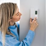 Koja je idealna temperatura termostata zimi? Uz ovu održavate savršeni omjer topline i niskih računa! Koja je idealna temperatura termostata zimi? Uz ovu održavate savršeni omjer topline i niskih računa! - featured image