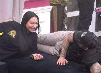 Pao poljubac u Bijeloj kući! Maja i Luka razmjenjivali nježnosti – kamere sve snimile Pao poljubac u Bijeloj kući! Maja i Luka razmjenjivali nježnosti – kamere sve snimile