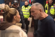 Skandal potresao rijaliti! Obezbjeđenje razdvajalo Aneli i Lepog Miću – društvene mreže gore, traži se izbacivanje Skandal potresao rijaliti! Obezbjeđenje razdvajalo Aneli i Lepog Miću – društvene mreže gore, traži se izbacivanje