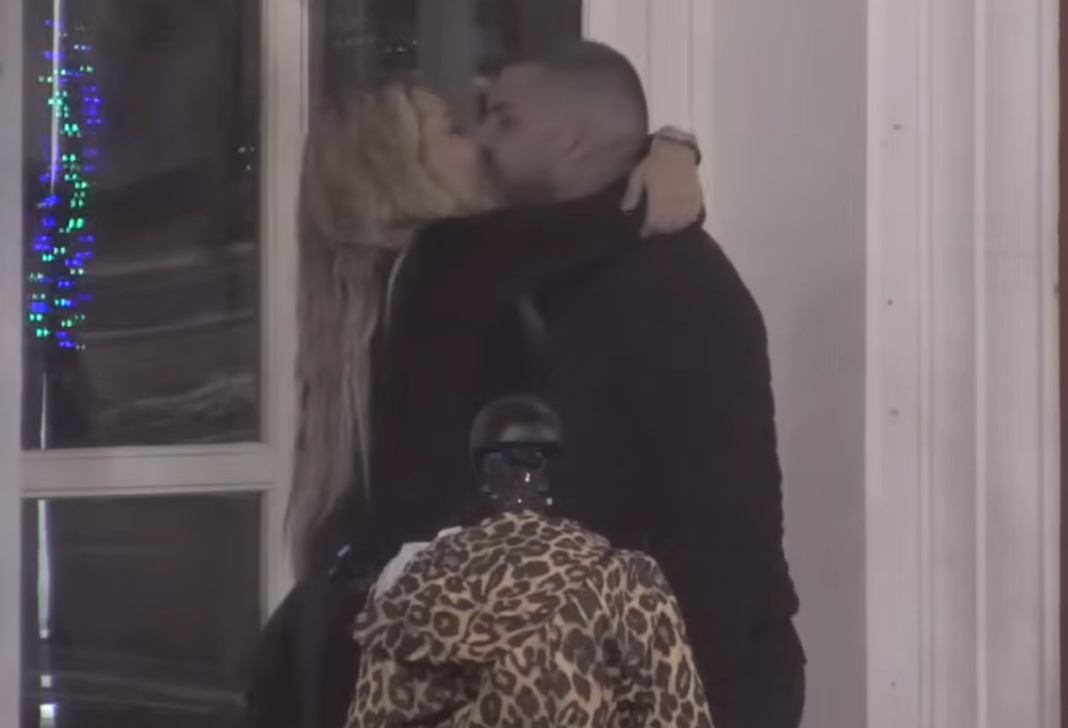 Opet ista priča? Poljupci Aneli i Asmina podigli prašinu u „Eliti 9“ Opet ista priča? Poljupci Aneli i Asmina podigli prašinu u „Eliti 9“