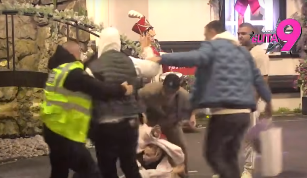 (VIDEO) Incident u Eliti: Rasprava Aneli i Luke završila tučom obezbeđenje reagovalo (VIDEO) Incident u Eliti: Rasprava Aneli i Luke završila tučom obezbeđenje reagovalo