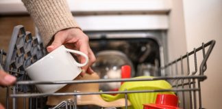 Kako da uštedite struju i operete sudove bolje: Najvažniji deo mašine morate da čistite redovno