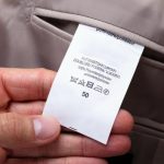 Trougao na etiketi odeće svi ignorišu, a važan je: Evo šta značiI i kako može da spasi vaš omiljeni komad