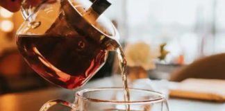 Znate li da vam neki čajevi mogu pomoći kod migrene: Ovih pet najbolje ublažava simptome