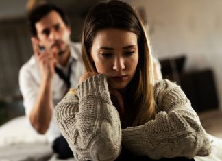 6 neprijatnih stvari koje muškarac radi kada prestane da voli svoju ženu