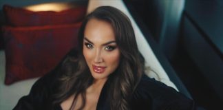 “OD STRESA SAM OSTALA BEZ GLASA” Goga Sekulić o vaspitanju roditelja i današnjem vremenu: Sada je ludo vreme, stid ne postoji…