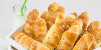 Trik koji čuva svežinu kiflica i hleba: Stavite u testo jedan sastojak i biće mekane kao duša nekoliko dana
