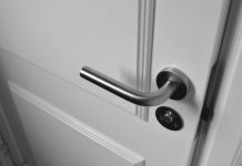 BIT ĆE KAO NOVA – EVO KAKO DA OČISTITE POŽUTJELA VRATA: Treba vam samo ova smjesa