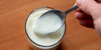 Nutricionista OTKRIVA: Velika greška koju svi pravimo sa jogurtom, bacamo najzdraviji dio