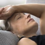 Žene starije od 40 godina treba da budu oprezne! Nedostatak OVOG VITAMINA dovodi do mnogih problema