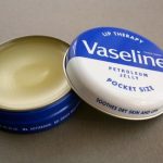 13 SITUACIJA U KOJIMA JE VAZELIN NEOPHODAN: Niste ni svjesni koliko je efikasan, uštedi ćete gomilu novca !