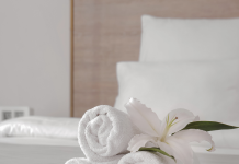 EVO KAKO SU PEŠKIRI U HOTELU UVEK TAKO BIJELI: Ovo je CAKA koju koriste pri SVAKOM PRANJU, morate da znate