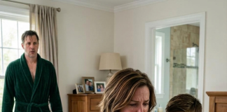 Dok je moj muž bio u tušu, njegov telefon je zatreptao na kuhinjskom pultu. Moj sin ga je pogledao i rekao: „Mama… zašto tata šalje poruku tetki Lisi: ‘Nedostaje mi sinoć’?“