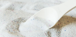 POMIJEŠAJTE dvije kašike deterdženta sa kašikom šećera: Neočekivani trik rješava muke svih u domaćinstvu