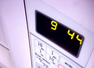 Mikrovalne pećnice: Niti ne znate koliko su štetne i što sve mogu izazvati u vašem tijelu