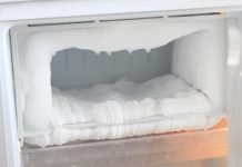 Led u zamrzivaču? Evo zašto nastaje i kako ga ukloniti bez oštećenja uređaja.