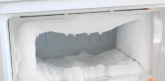Led u zamrzivaču? Evo zašto nastaje i kako ga ukloniti bez oštećenja uređaja.