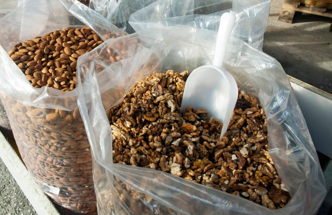 Metkovic, 19.12.2014 -Visoke cijene orasatih plodova