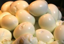 Stavljate li da kuvate jaja u hladnu vodu ili kad počne da ključa? Razlika je ogromna