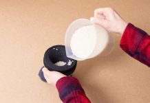 Sipajte pirinač u čarapu i stavite na kontrolnu tablu: Rešiće vam problem koji vas muči ovih dana