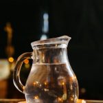 ODRADITE RITUAL KOJI ŠTITI OD ZLA: Negativna energija će se ODBIJATI od vas, potrebno vam je OVO lišće i voda!