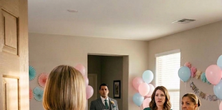 Vratila sam se s poslovnog putovanja ranije nego što sam očekivala. Nisam nikome rekla da dolazim. Htjela sam iznenaditi Miguela. Kada sam stigla u našu ulicu, vidjela sam nekoliko automobila parkiranih ispred naše kuće. Vrt je bio ukrašen plavim i ružičastim balonima. Na natpisu je pisalo: Dobrodošao, naš mali čudo.