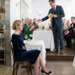 Tajno sam platila cijeli restoran svog brata. Ali kad je izašao na binu, zahvalio se našoj majci — koja mu nije dala ništa