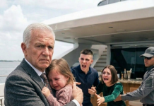 Moj sin je ostavio svoju usvojenu osmogodišnju kćerku sa temperaturom od 40°C da bi otišao na luksuzno krstarenje sa svojim biološkim sinom—ali nije očekivao šta će se dogoditi poslije