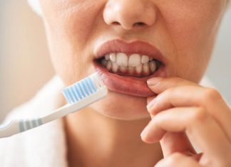 Desni vam često krvave? Nedostatak ovog vitamina može biti uzrok