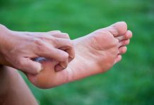 Jednostavnim nanošenjem paste za zube na stopala možete uštedjeti novac na tržišnim troškovima