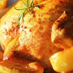 Jedno pile, tri obroka: Vikend ručak i supa za ponedeljak – sve iz jednog pečenja