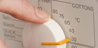 Greška koju skoro svi pravimo pri pranju veša: Ova temperatura troši mnogo struje, a ne daje bolje rezultate
