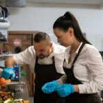 Kuhari objasnili kako da odmah prepoznate loš restoran: Sve piše u jelovniku
