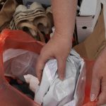 Ljudi koji gomilaju kese i flaše nepogrešivo imaju jedan stečeni strah