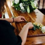 Mnogi Srbi prave istu grešku kada neko umre: Ovaj običaj se ne sme preskočiti, a jedan posebno plaši ljude