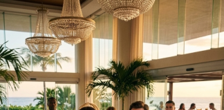 Moj muž me ostavio samu u hotelskom lobiju dok je njegova porodica nazdravljala koktelima u zalazak sunca bez mene.