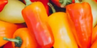 Ne bacajte peteljke od paprika: Evo kako ih možete iskoristiti kao tajni sastojak u jelima